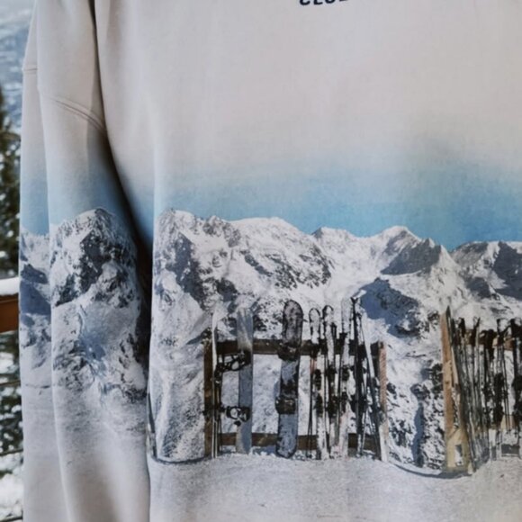 Ski Destination Vintage Sunday Crew - XS - SOLD OUT - Picture 2 of 8